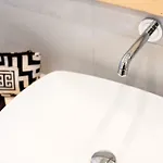 아파트 Golden Paros *