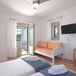 Golden Paros 아파트 *