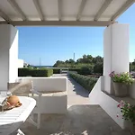 Golden Paros 아파트