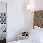 Golden Paros 흐리시 악티