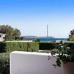 Golden Paros 아파트 *