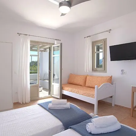 Golden Paros 아파트 *
