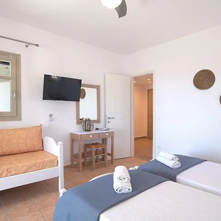 Golden Paros Хриси-Акти